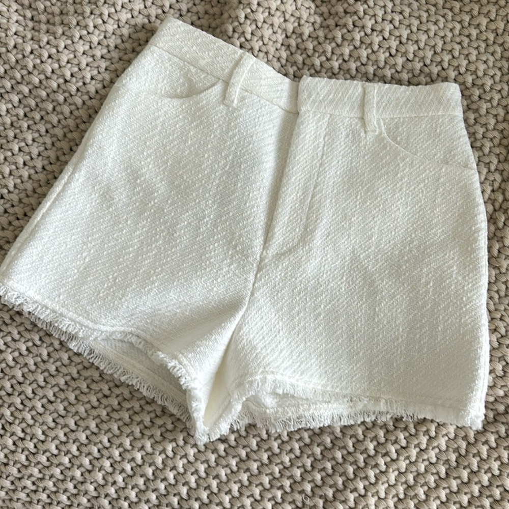 NWT Zara White Cotton Shorts Size Extra Small XS